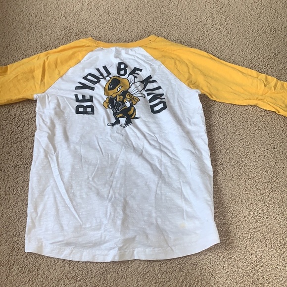 Old navy boys long sleeve - Picture 3 of 7